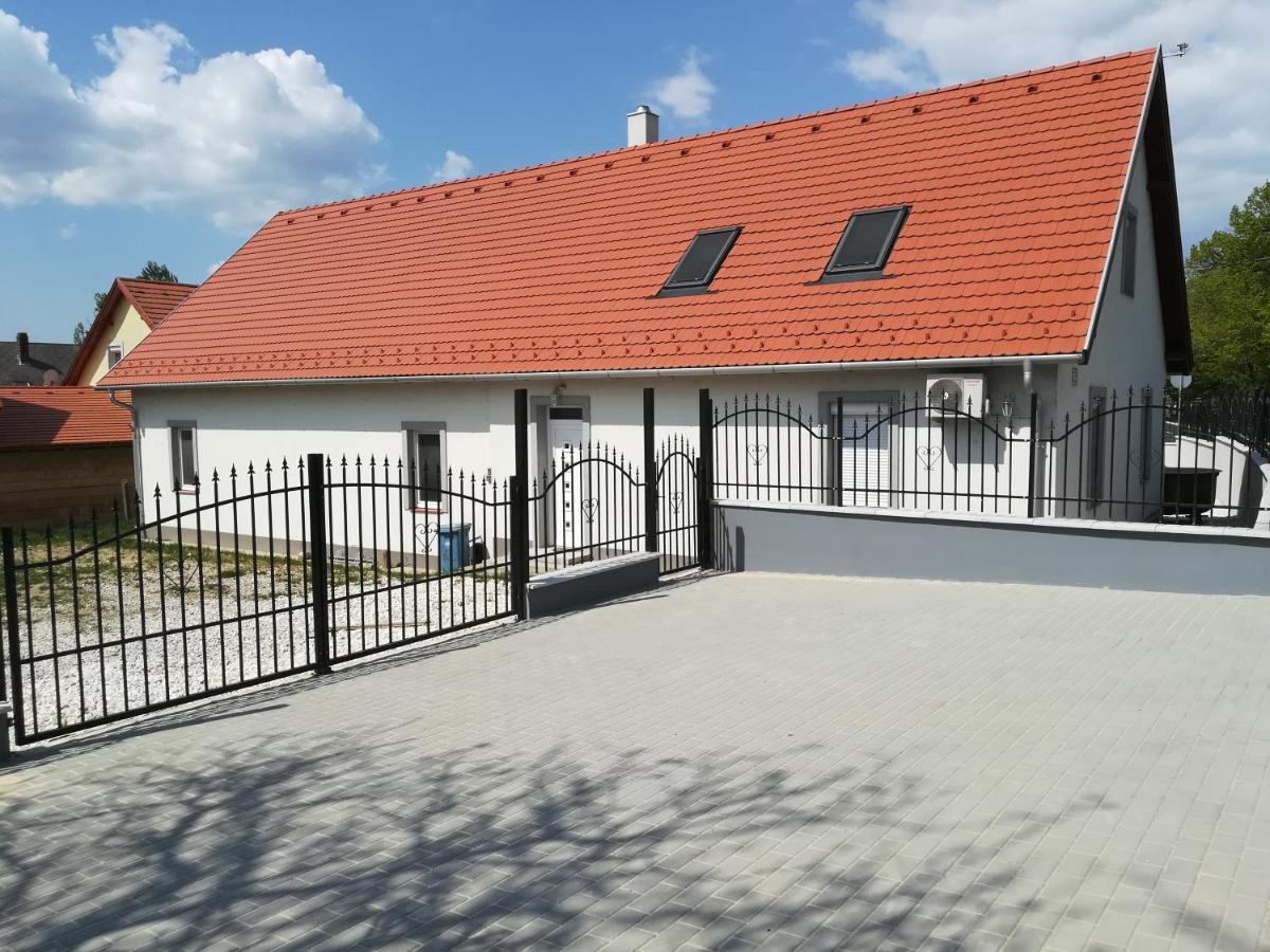 Bordoma Falusi Vendeghaz Balatonszolos Exteriér fotografie